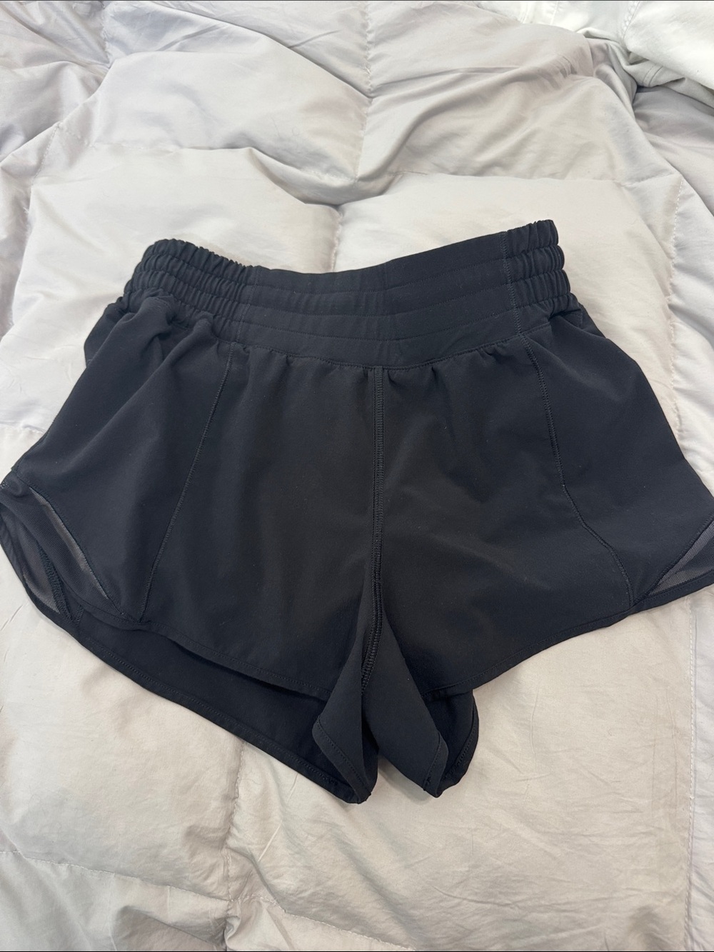 Lululemon Hotty Hot size 6